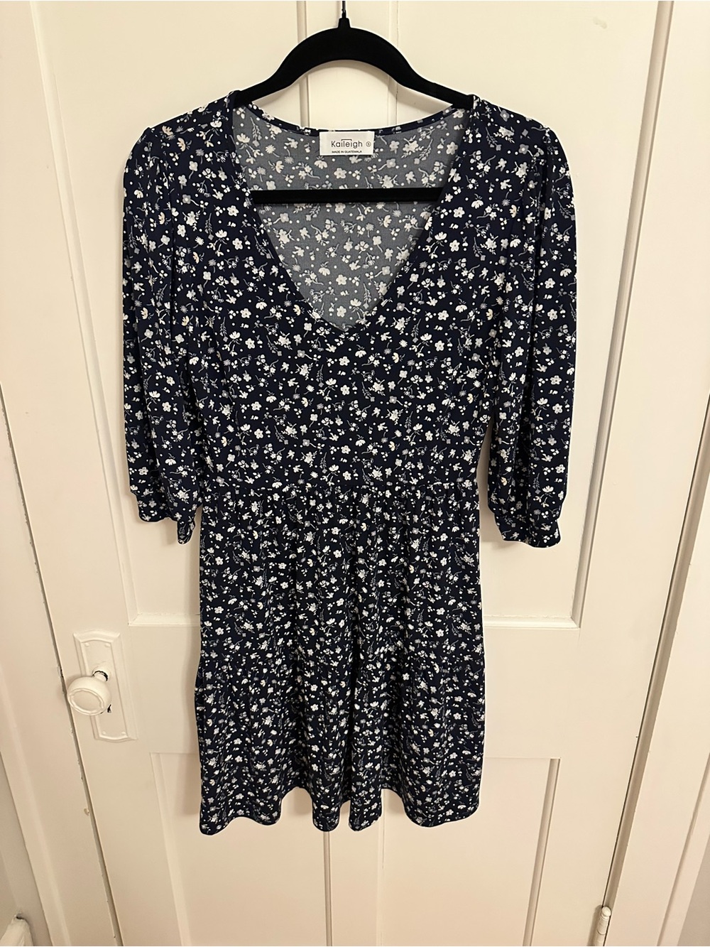 Kaileigh V Neck Dress Feminine Floral Girly Navy Small